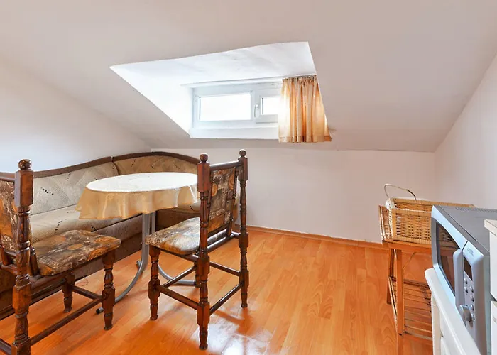 Samuil - Daire Burgaz