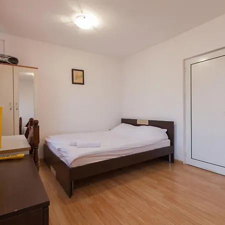 Samuil Apartment