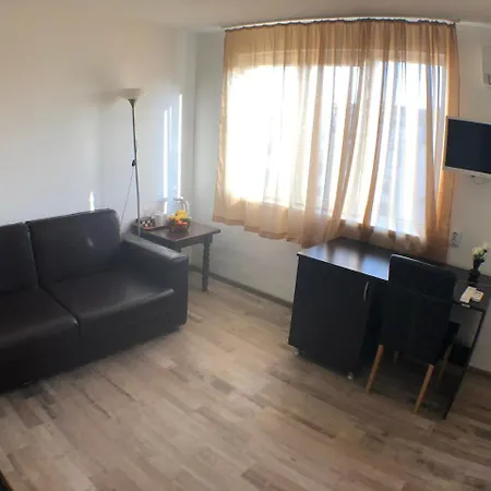 Samuil Apartment *