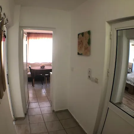 Samuil Apartment